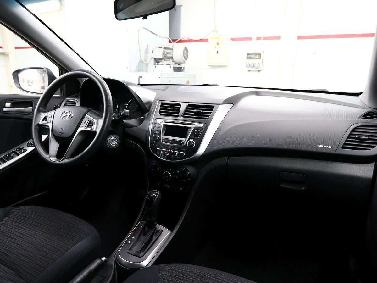 Купить Hyundai Solaris с пробегом. Фото: #7