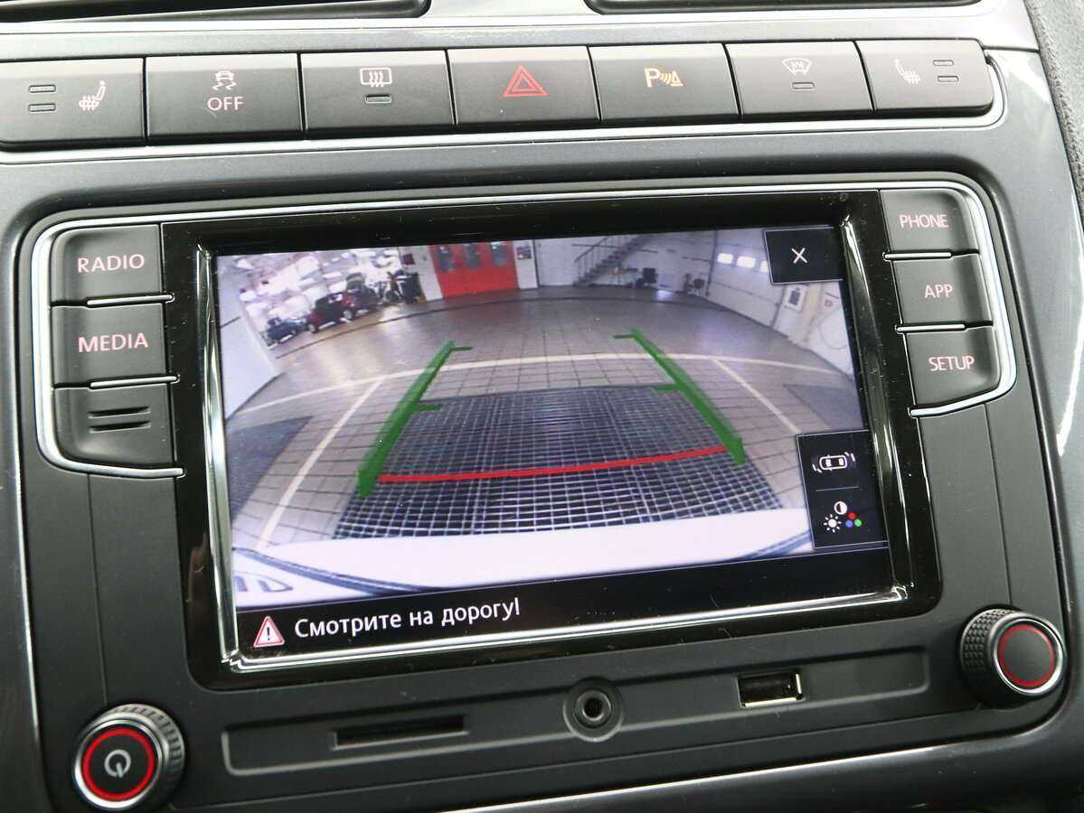 Купить Volkswagen Polo с пробегом. Фото: #16