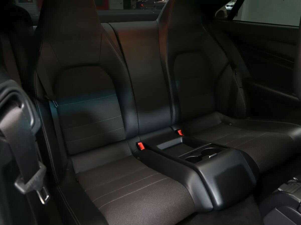 Купить Mercedes-Benz E-Класс с пробегом. Фото: #13