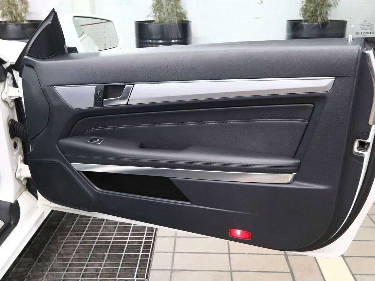 Купить Mercedes-Benz E-Класс с пробегом. Фото: #15