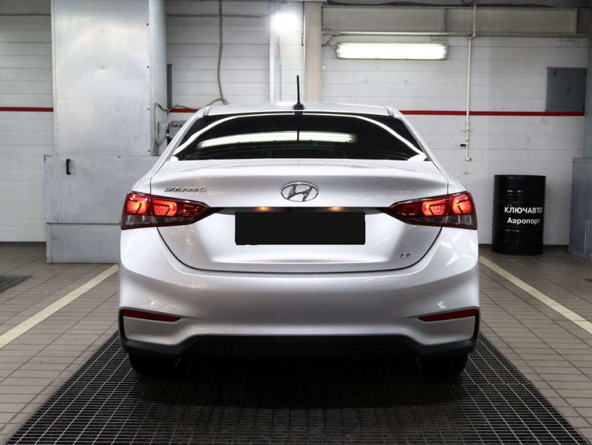 Купить Hyundai Solaris с пробегом. Фото: #4