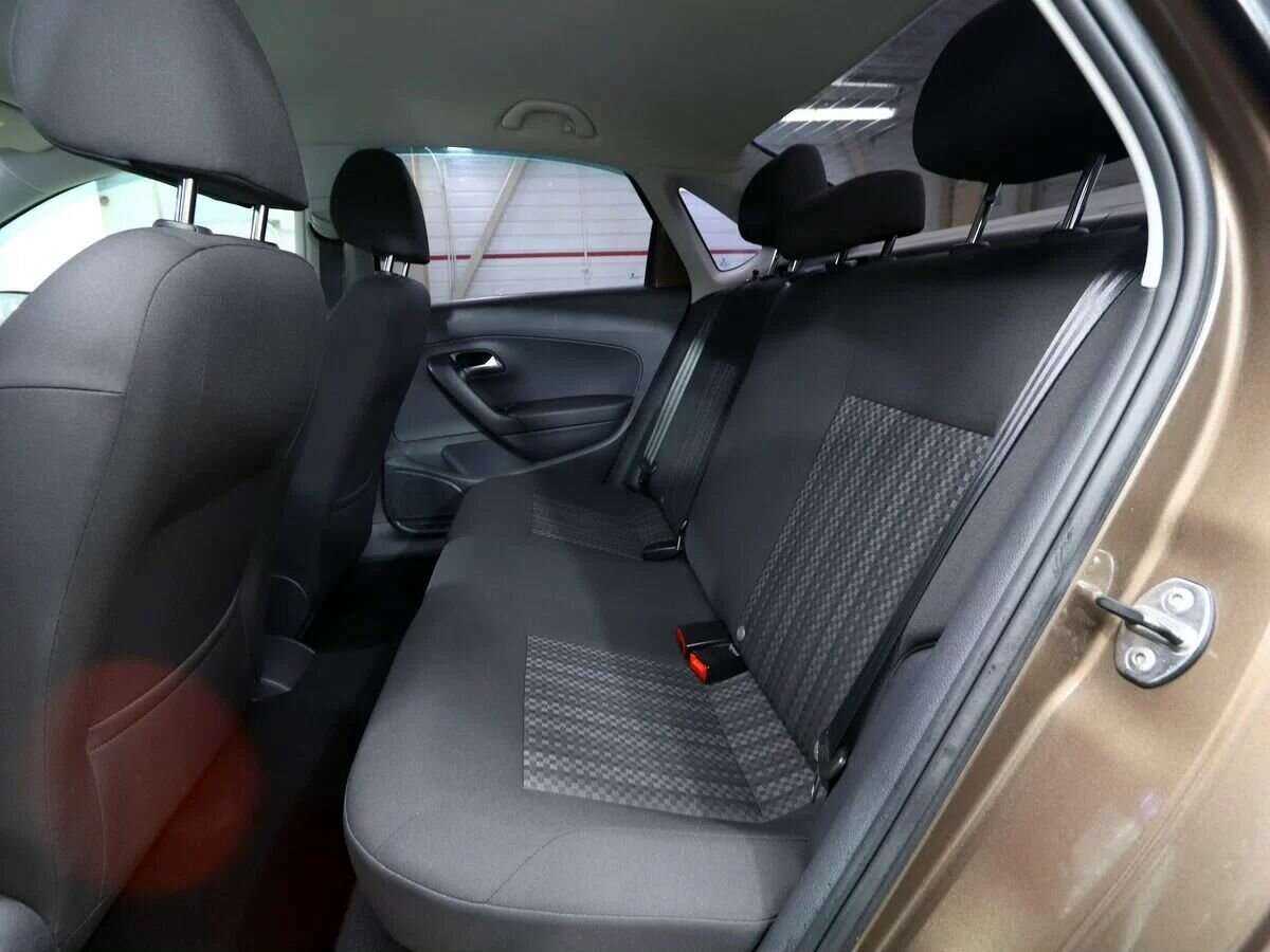 Купить Volkswagen Polo с пробегом. Фото: #18