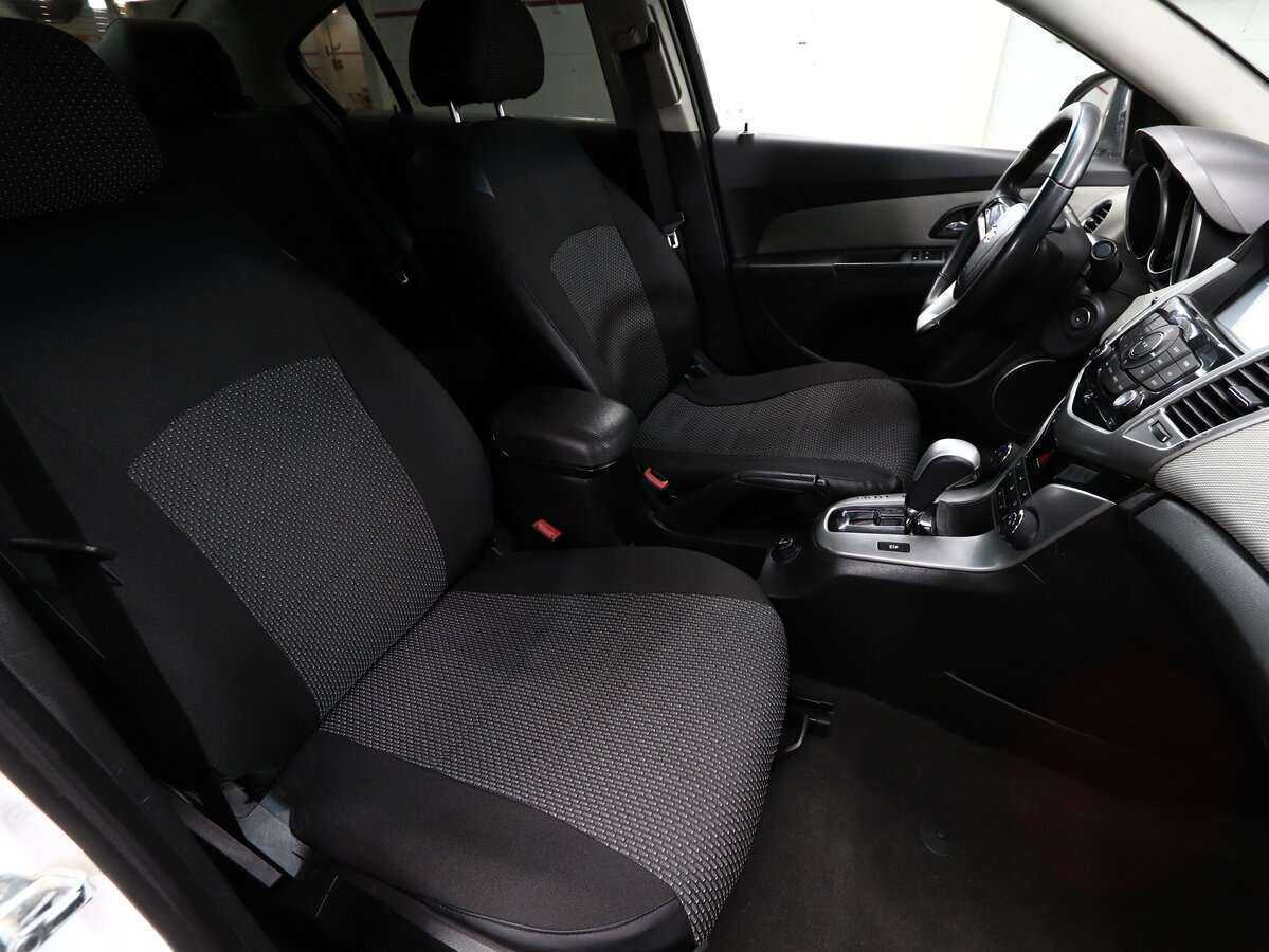 Купить Chevrolet Cruze с пробегом. Фото: #11