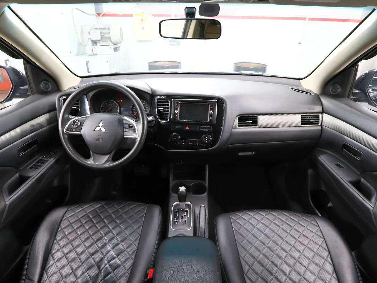 Купить Mitsubishi Outlander с пробегом. Фото: #14