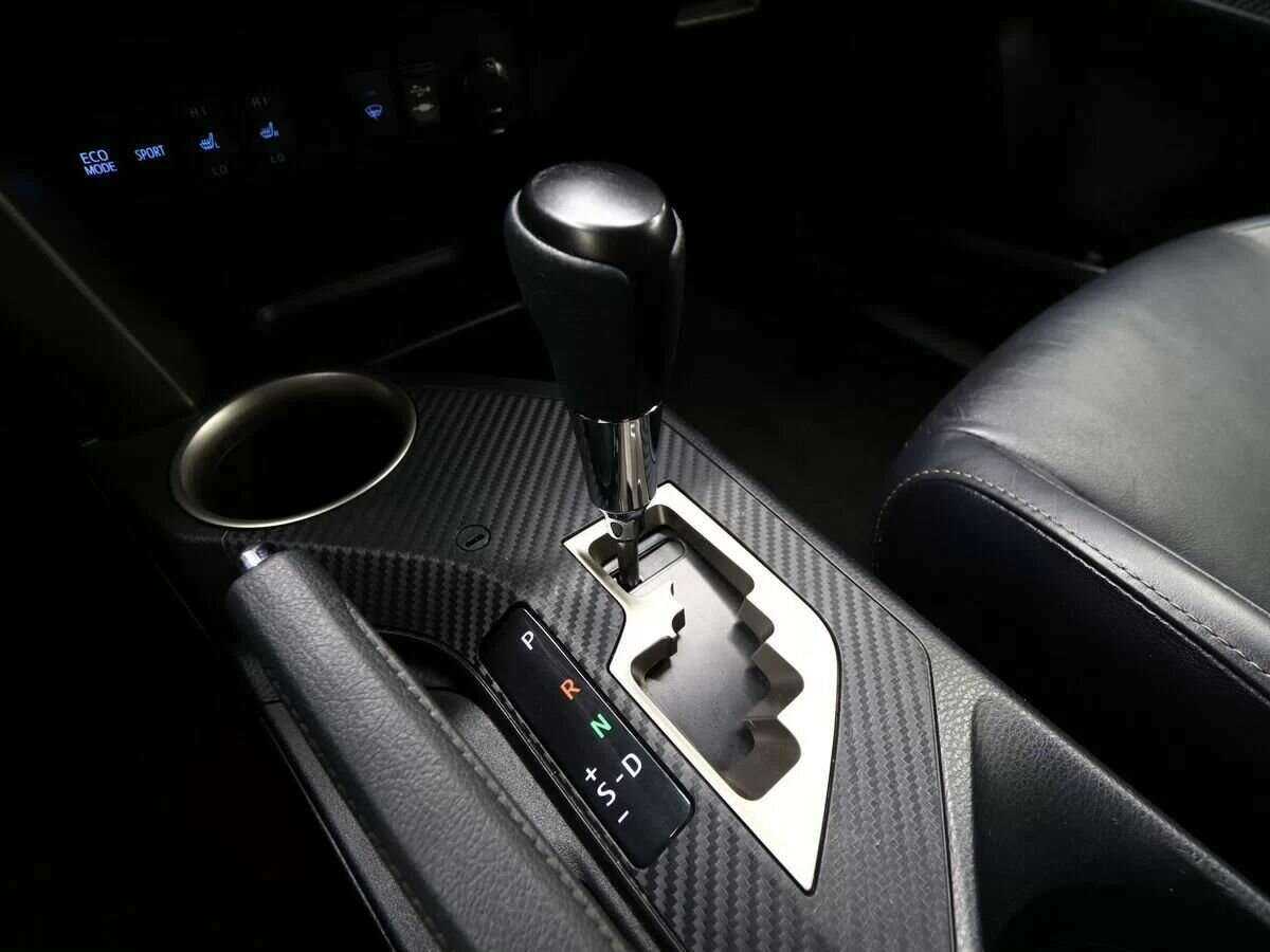 Купить Toyota RAV4 с пробегом. Фото: #19