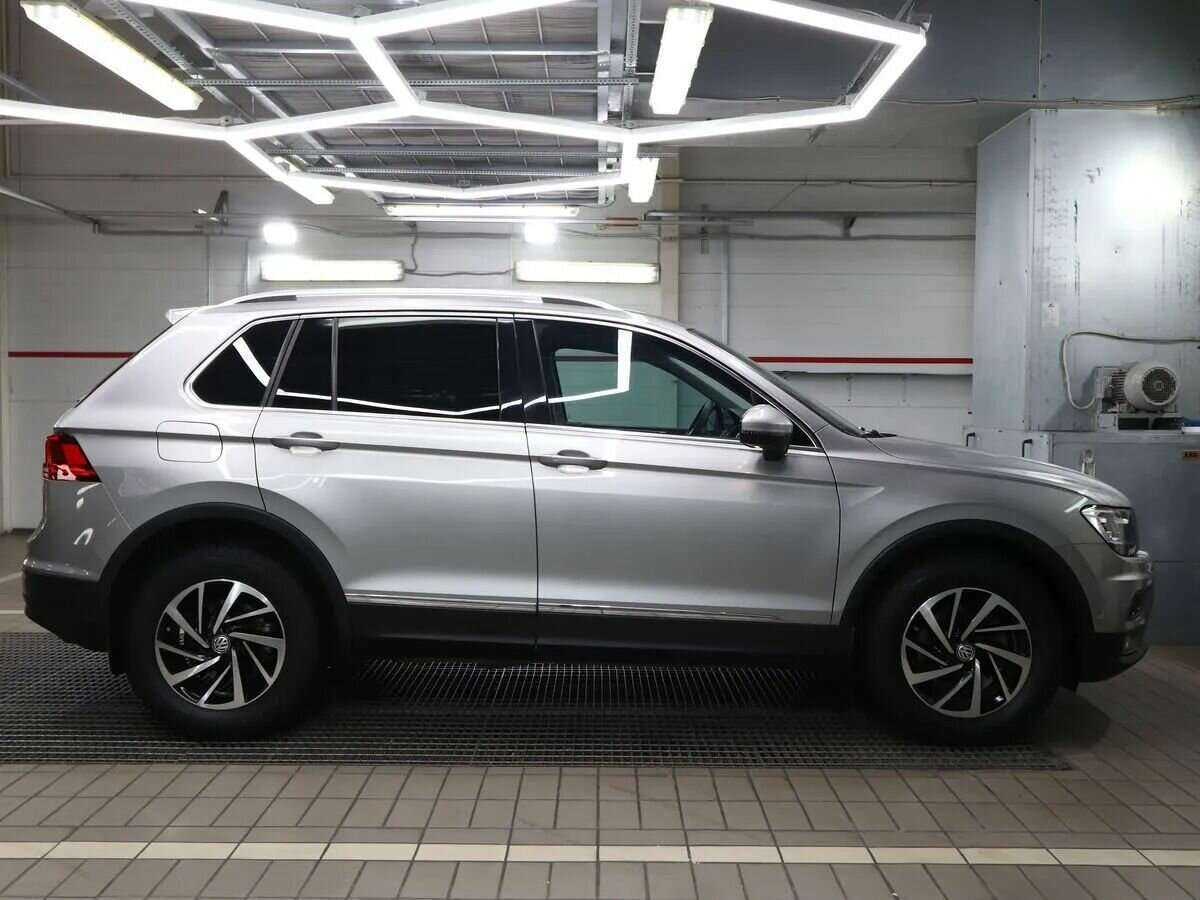 Купить Volkswagen Tiguan с пробегом. Фото: #12