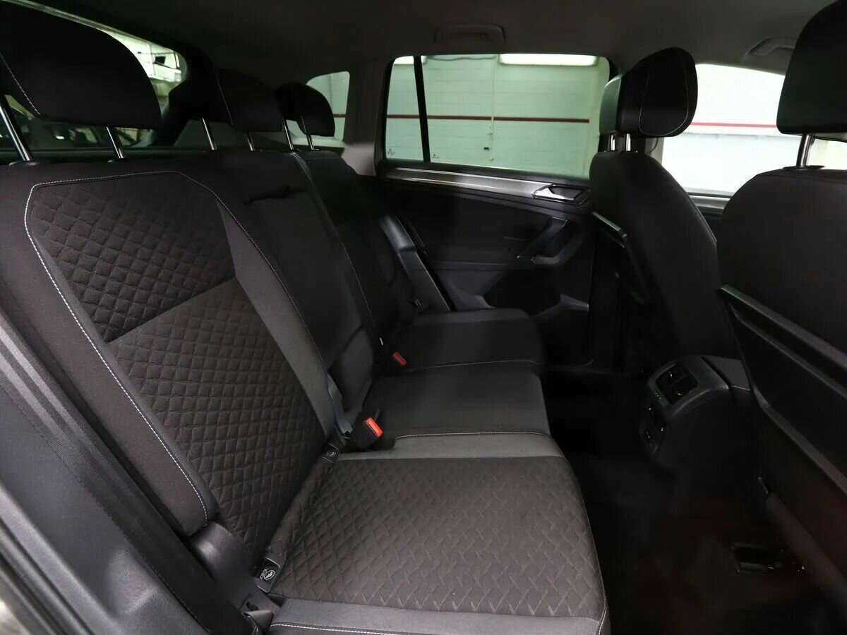 Купить Volkswagen Tiguan с пробегом. Фото: #14