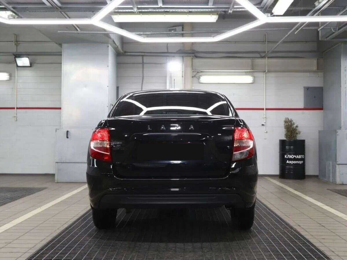 Купить Lada (ВАЗ) Granta с пробегом. Фото: #2