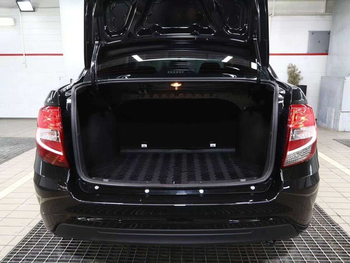 Купить Lada (ВАЗ) Granta с пробегом. Фото: #3