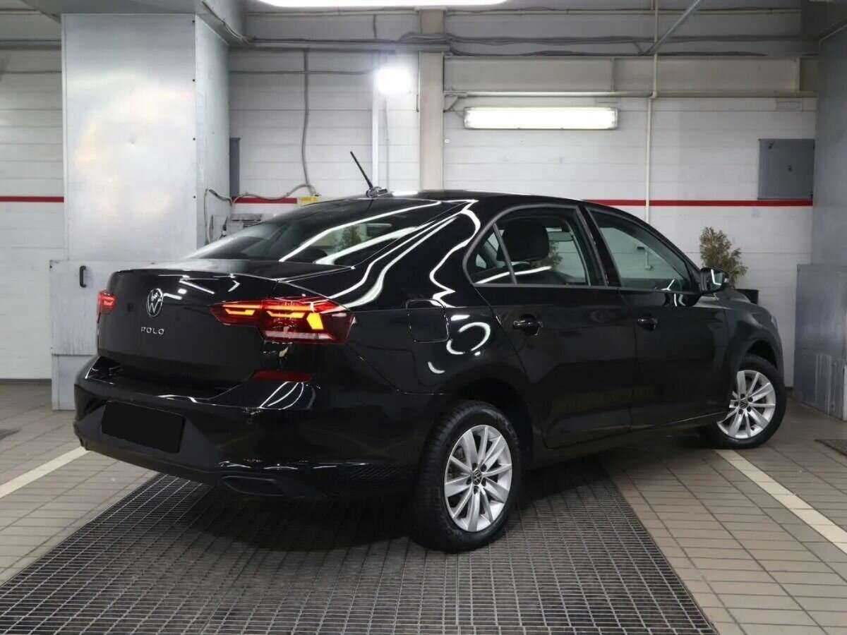 Купить Volkswagen Polo с пробегом. Фото: #1
