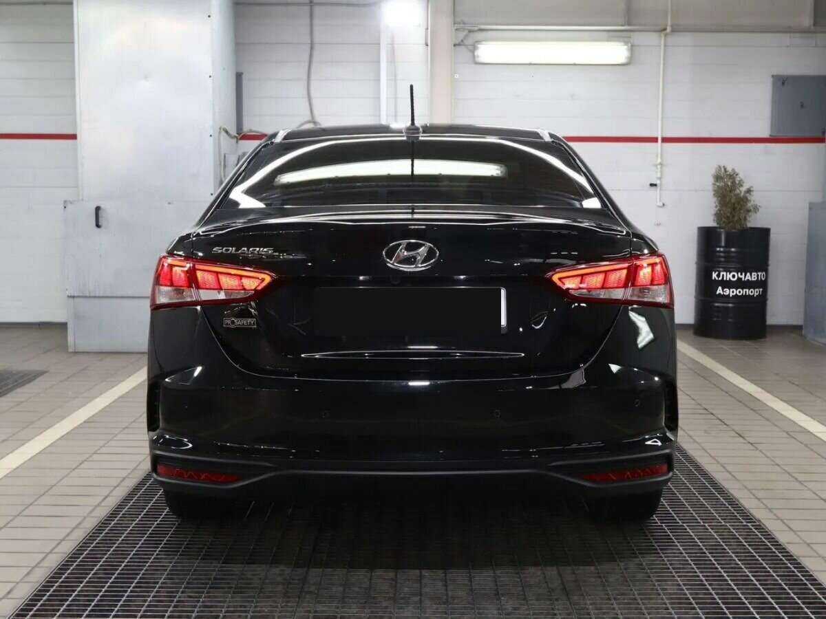Купить Hyundai Solaris с пробегом. Фото: #3