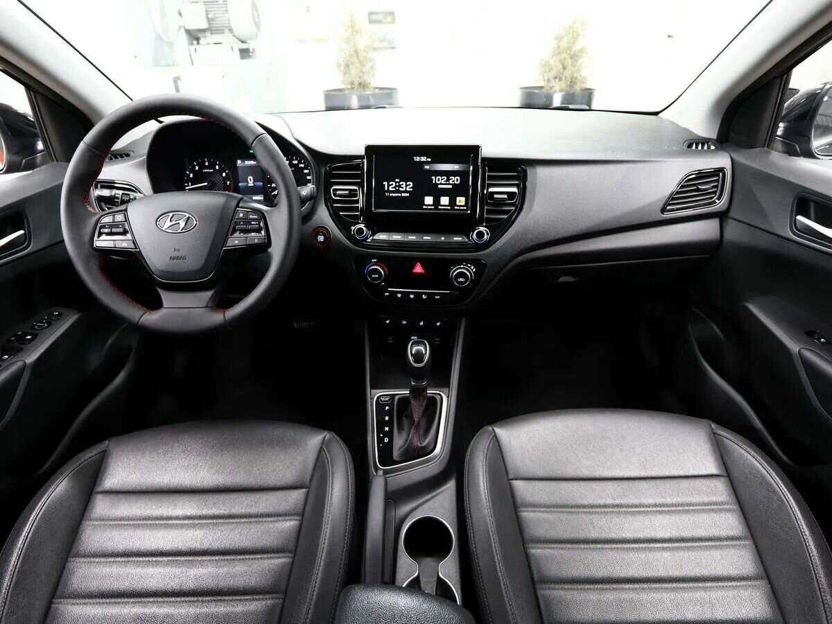 Купить Hyundai Solaris с пробегом. Фото: #13