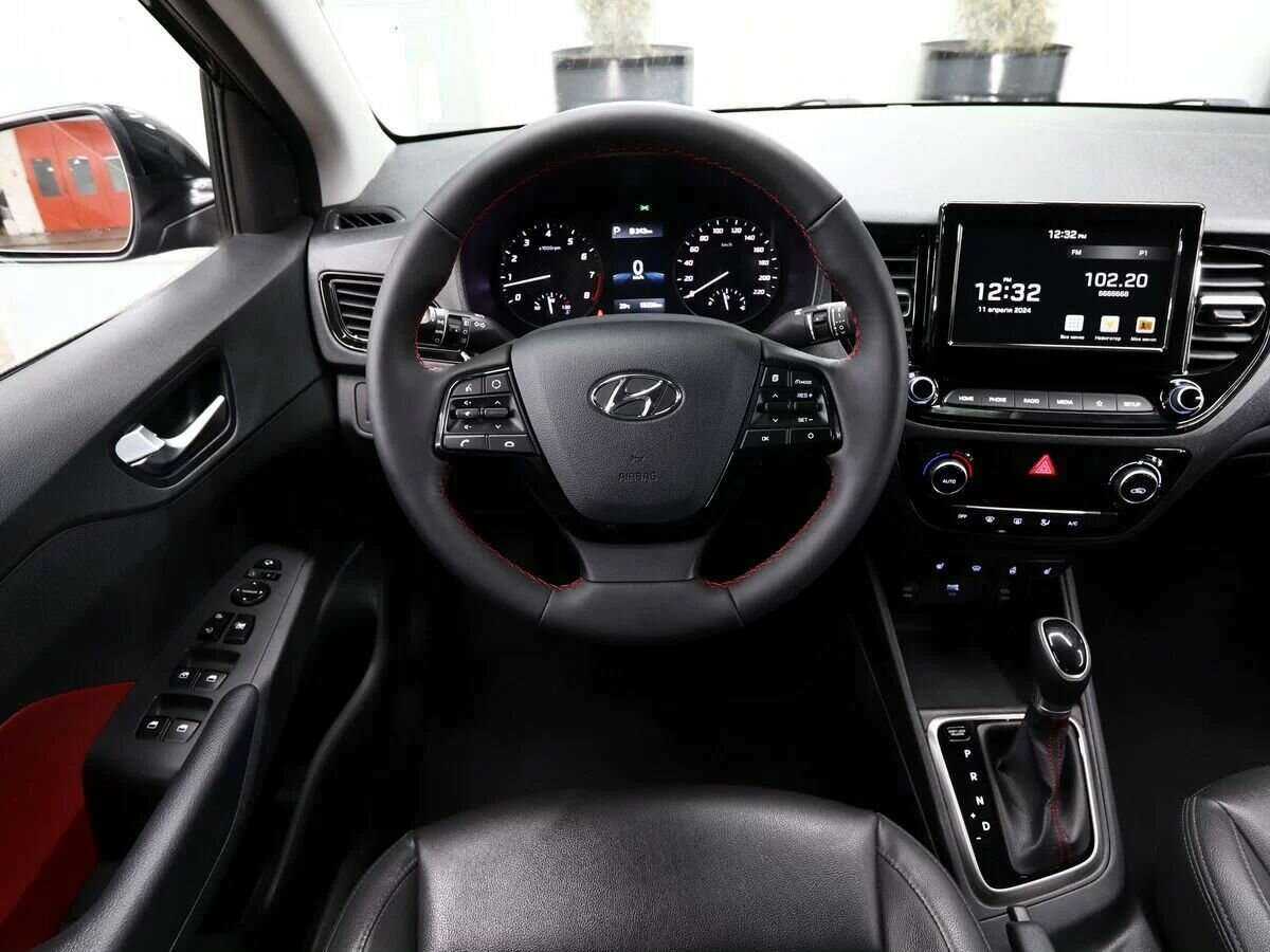 Купить Hyundai Solaris с пробегом. Фото: #15