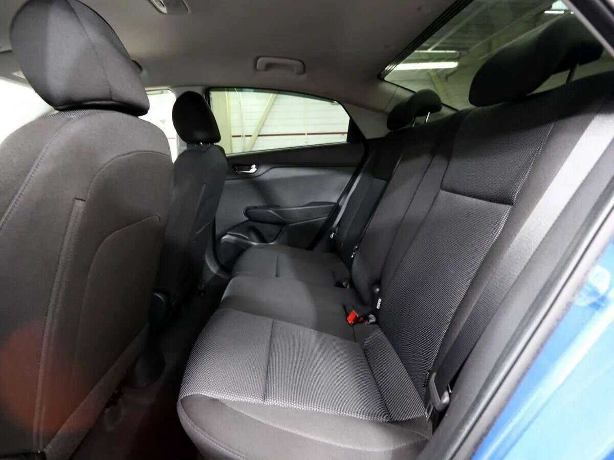 Купить Hyundai Solaris с пробегом. Фото: #9