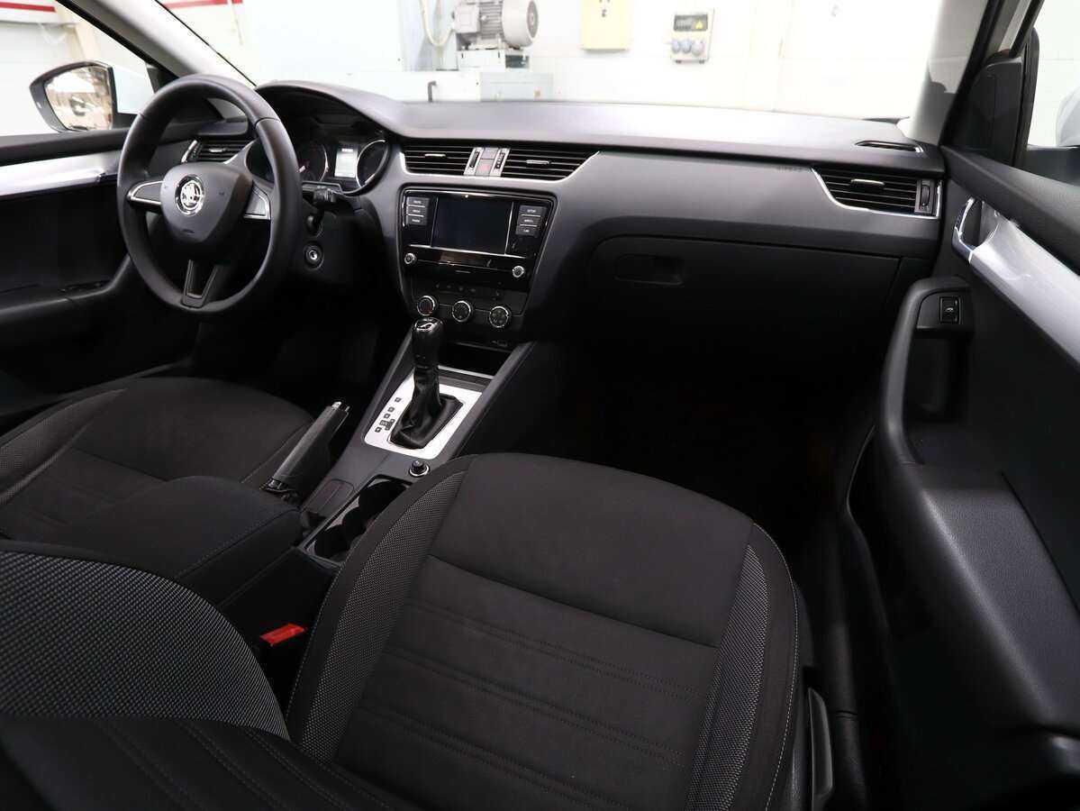 Купить Skoda Octavia с пробегом. Фото: #13