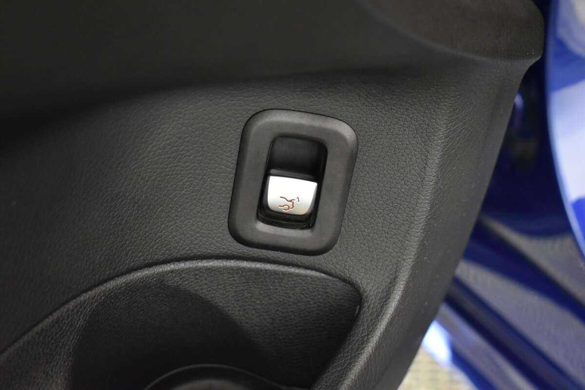 Купить Mercedes-Benz C-Класс с пробегом. Фото: #9