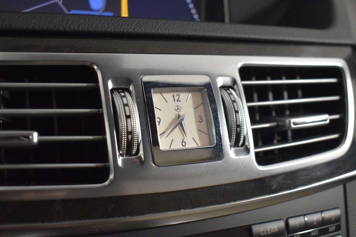 Купить Mercedes-Benz E-Класс с пробегом. Фото: #22