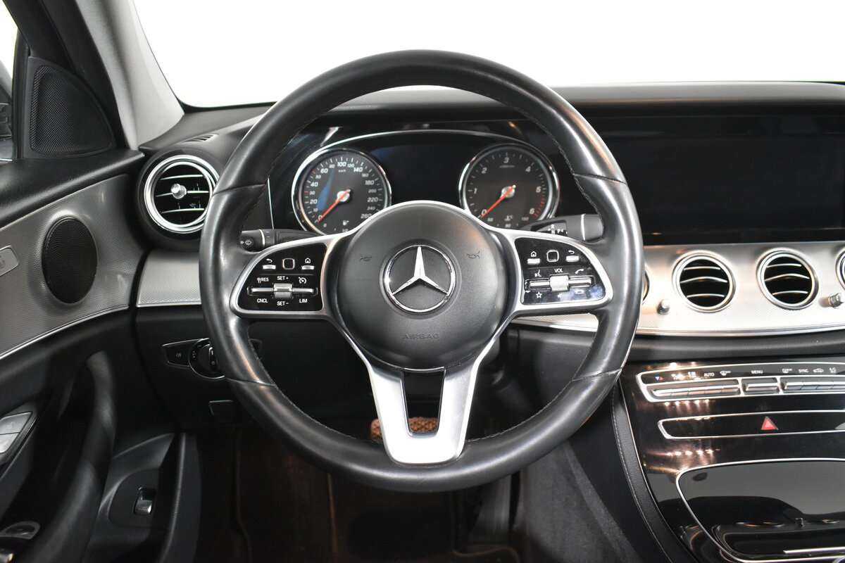 Купить Mercedes-Benz E-Класс с пробегом. Фото: #14