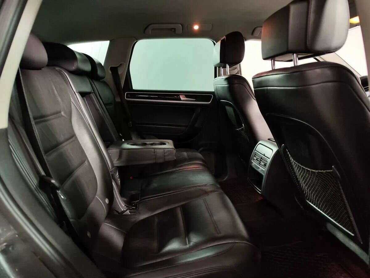 Купить Volkswagen Touareg с пробегом. Фото: #21