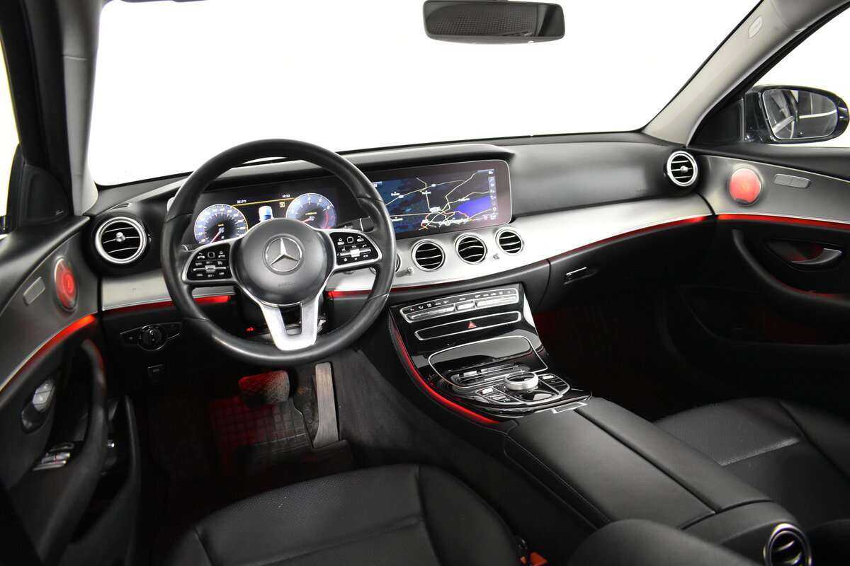 Купить Mercedes-Benz E-Класс с пробегом. Фото: #8