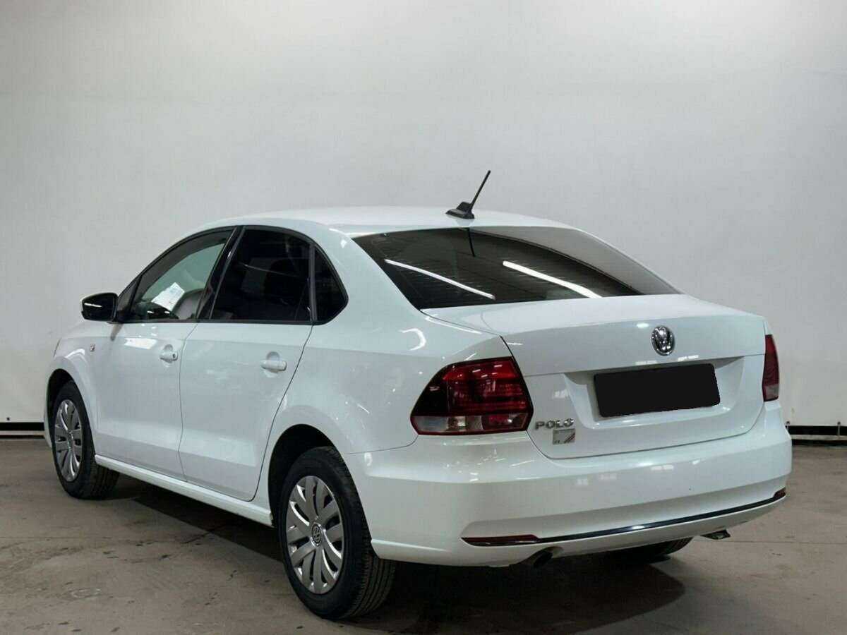 Купить Volkswagen Polo с пробегом. Фото: #5