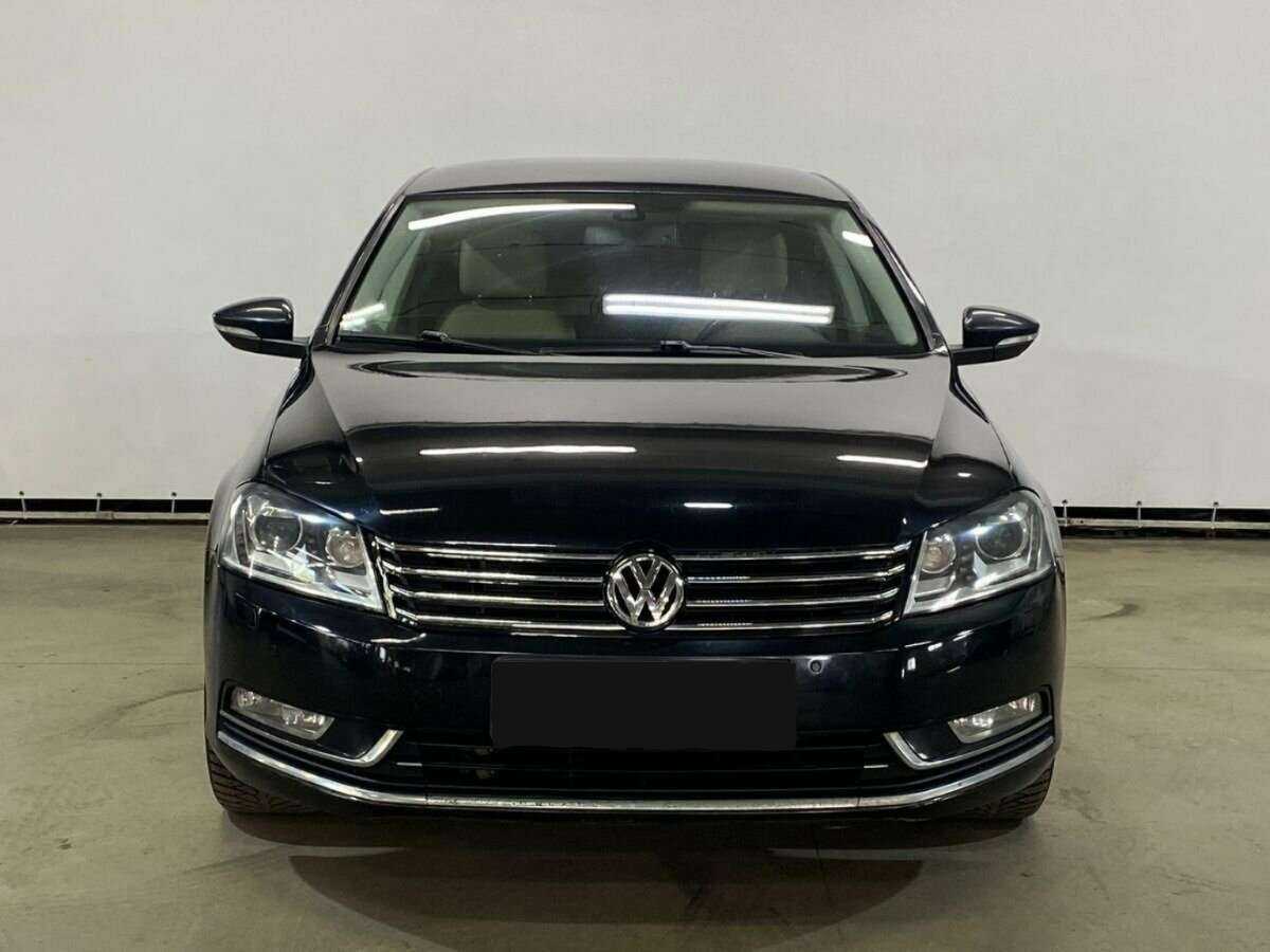 Купить Volkswagen Passat с пробегом. Фото: #1