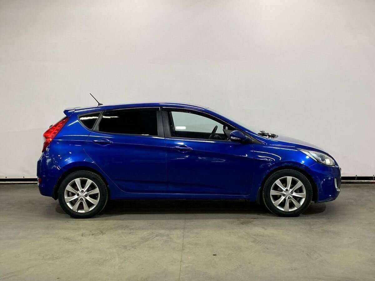 Купить Hyundai Solaris с пробегом. Фото: #3