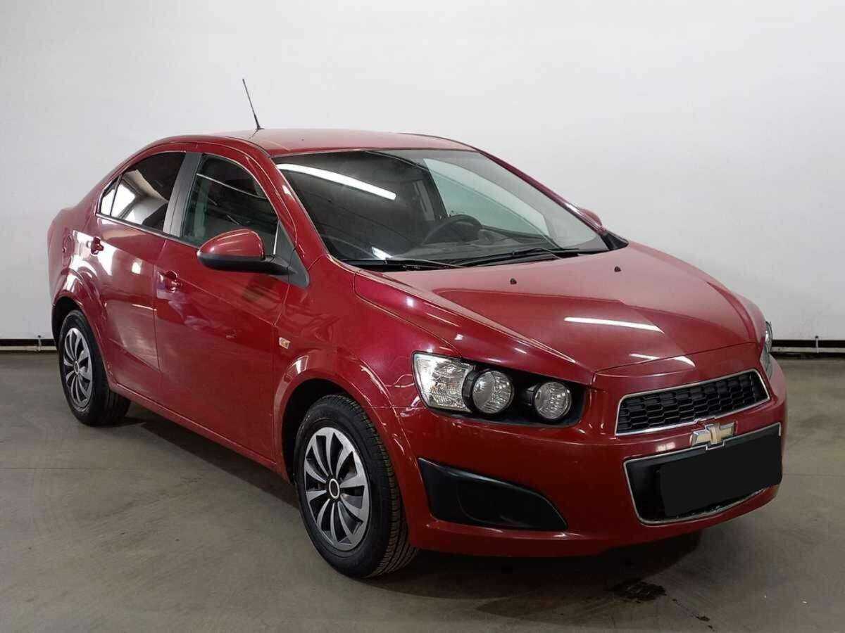 Купить Chevrolet Aveo с пробегом. Фото: #2
