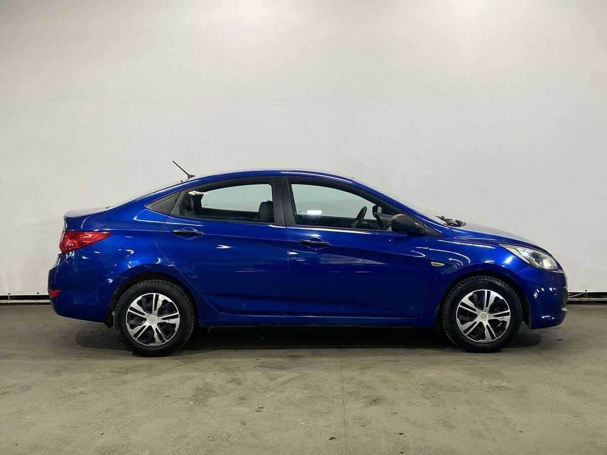 Купить Hyundai Solaris с пробегом. Фото: #3