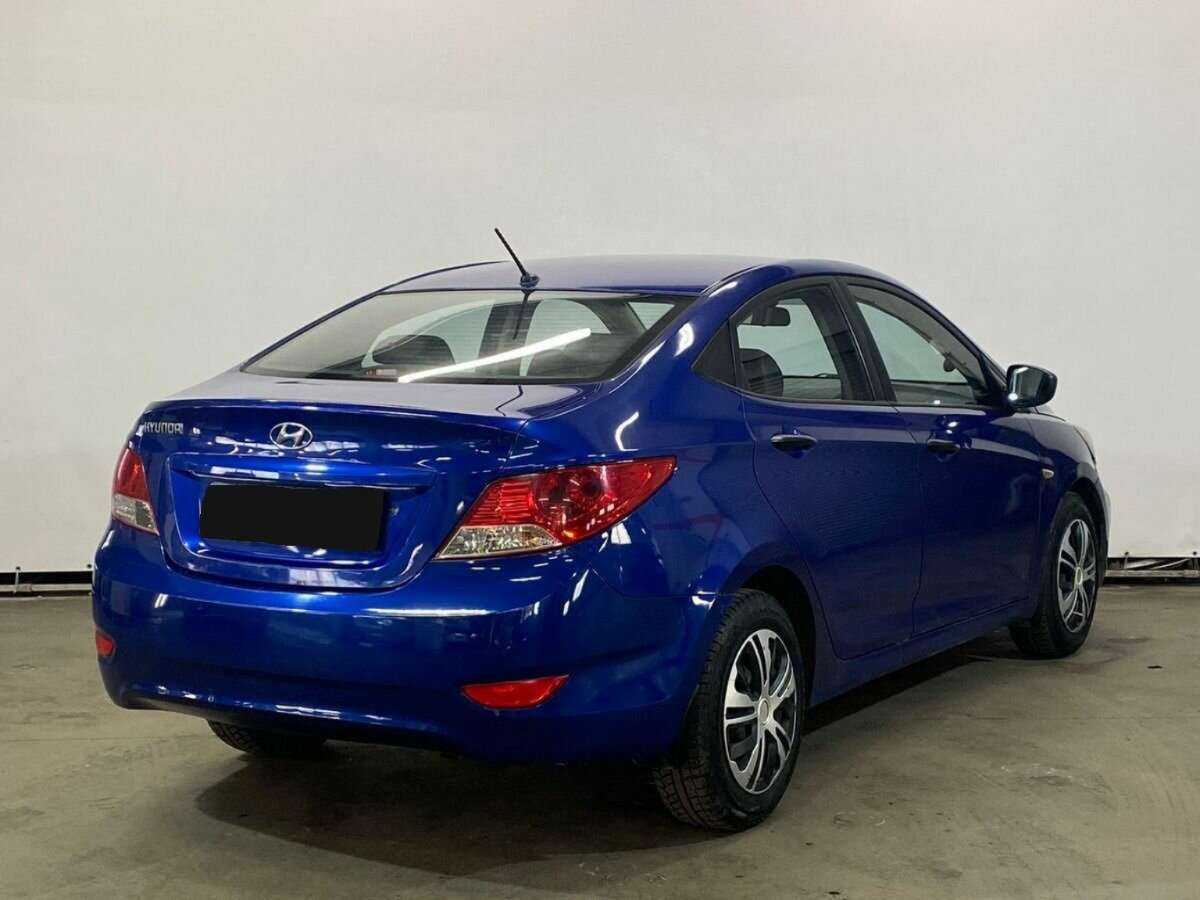 Купить Hyundai Solaris с пробегом. Фото: #4