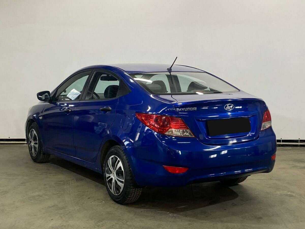 Купить Hyundai Solaris с пробегом. Фото: #6