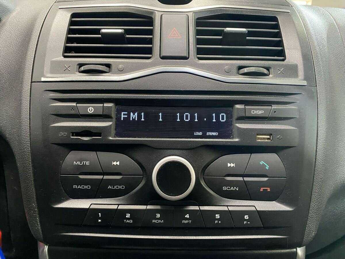 Купить Lada (ВАЗ) Granta с пробегом. Фото: #12