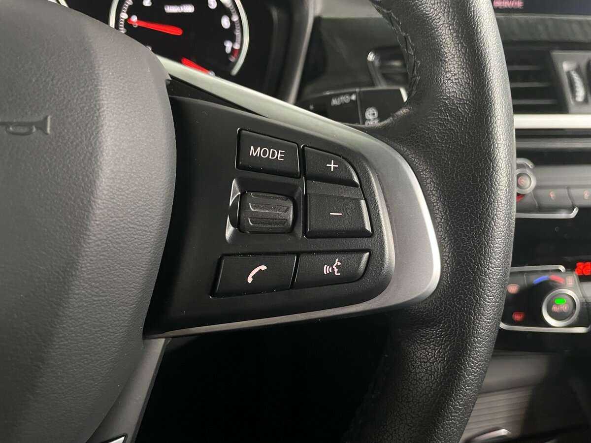 Купить BMW X1 с пробегом. Фото: #11