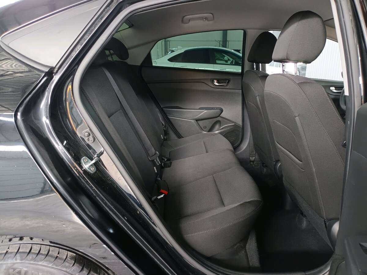 Купить Hyundai Solaris с пробегом. Фото: #13