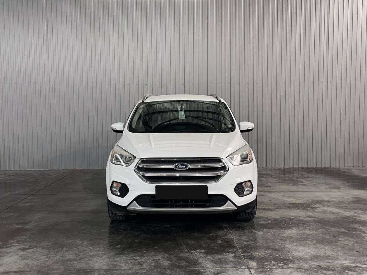 Купить Ford Kuga с пробегом. Фото: #1