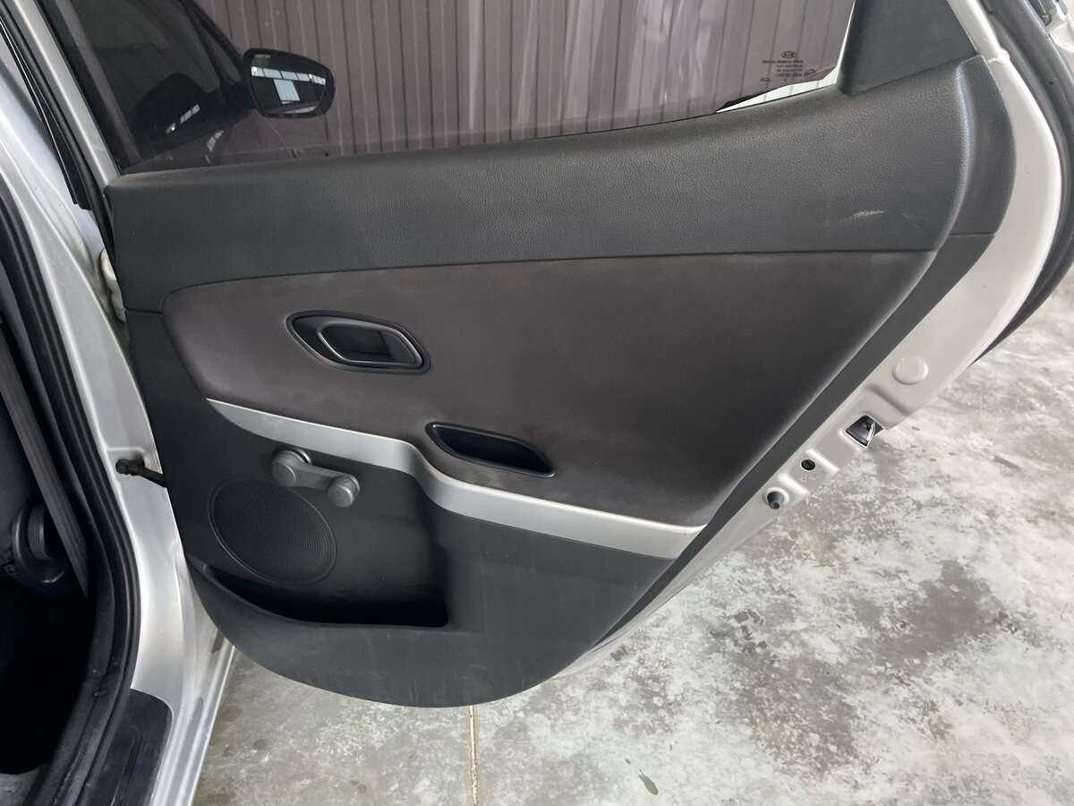 Купить Kia Ceed с пробегом. Фото: #17