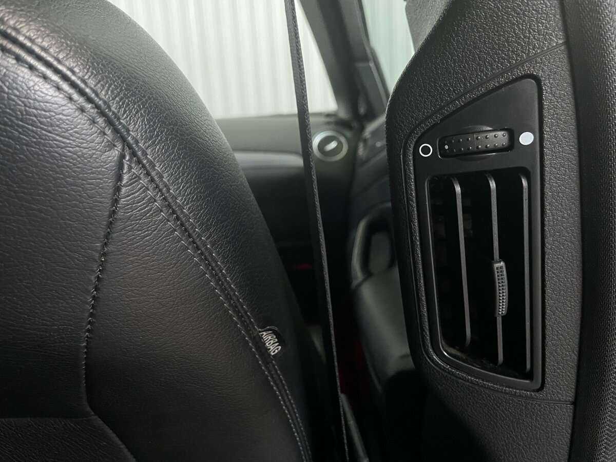 Купить Ford Mondeo с пробегом. Фото: #19