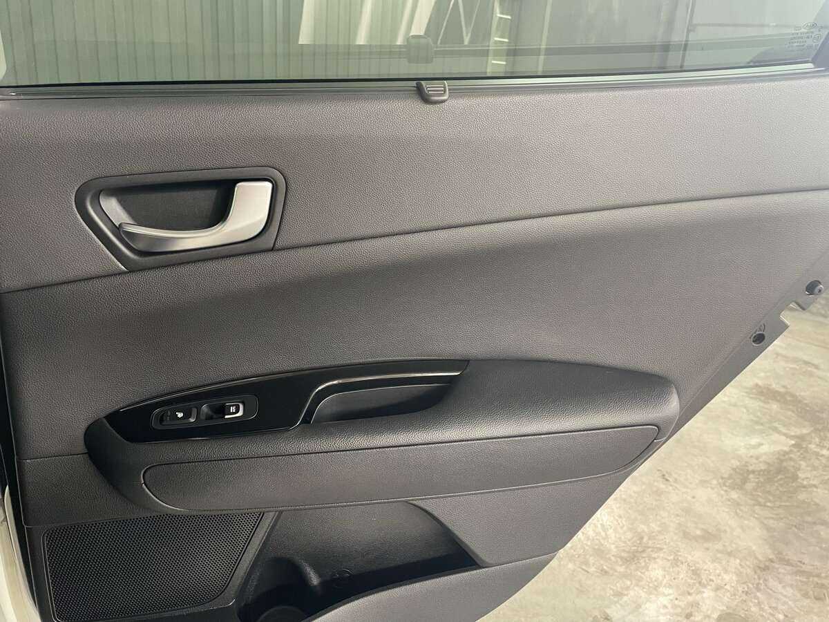 Купить Kia Optima с пробегом. Фото: #30