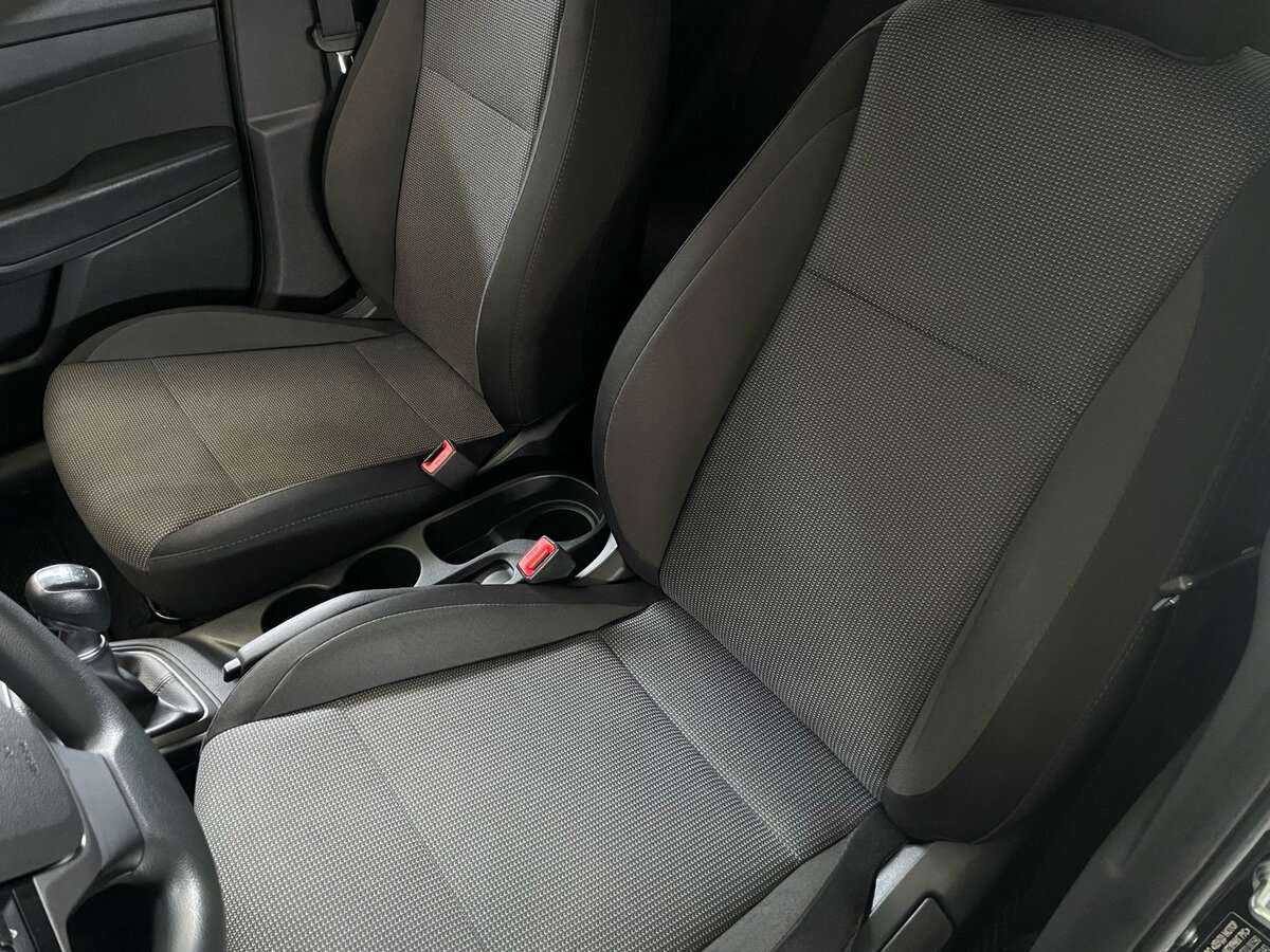 Купить Hyundai Solaris с пробегом. Фото: #16