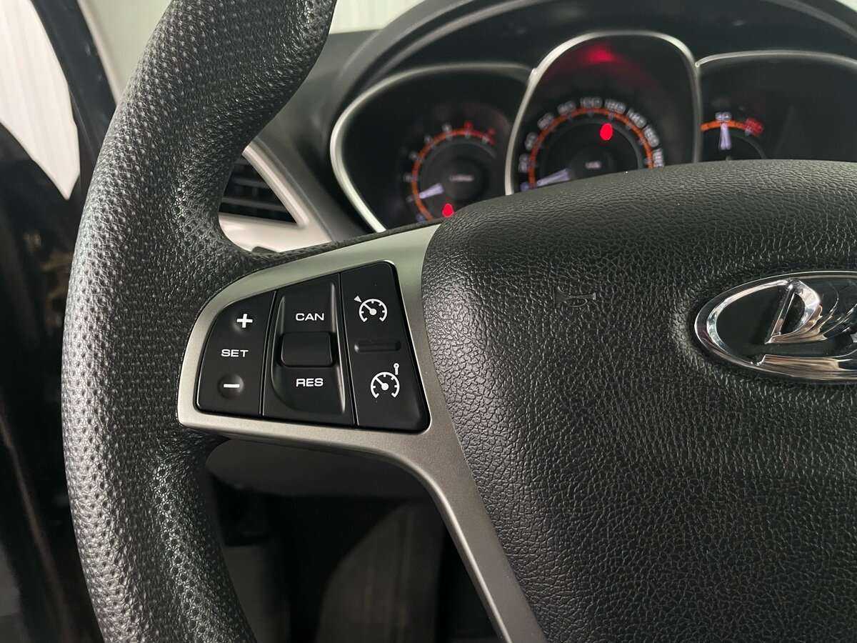 Купить Lada (ВАЗ) Vesta с пробегом. Фото: #10