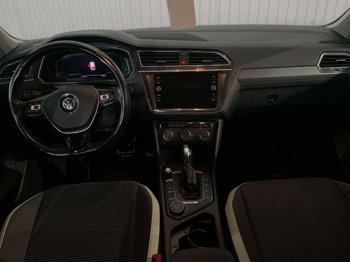 Купить Volkswagen Tiguan с пробегом. Фото: #9