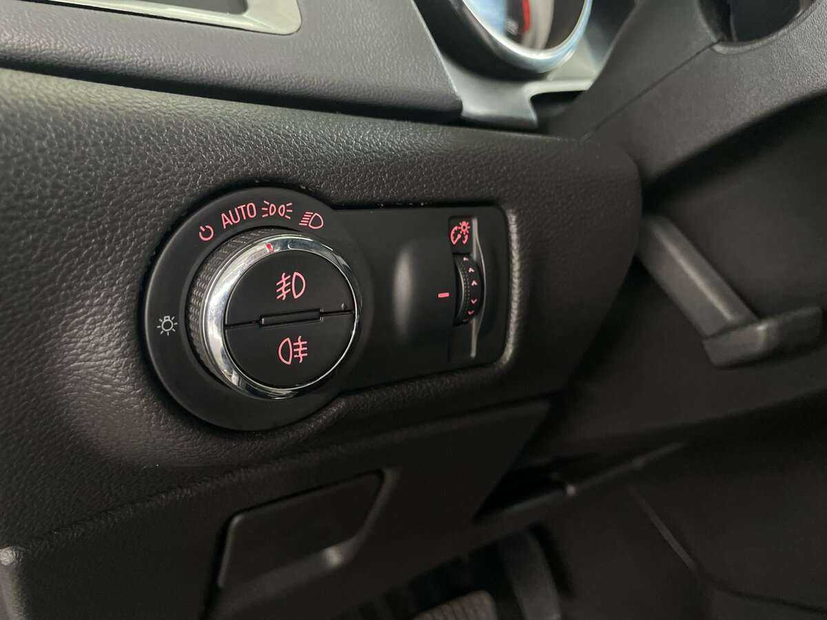 Купить Opel Astra с пробегом. Фото: #15