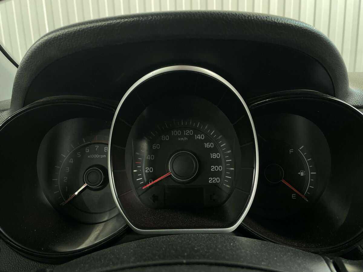 Купить Kia Rio с пробегом. Фото: #12