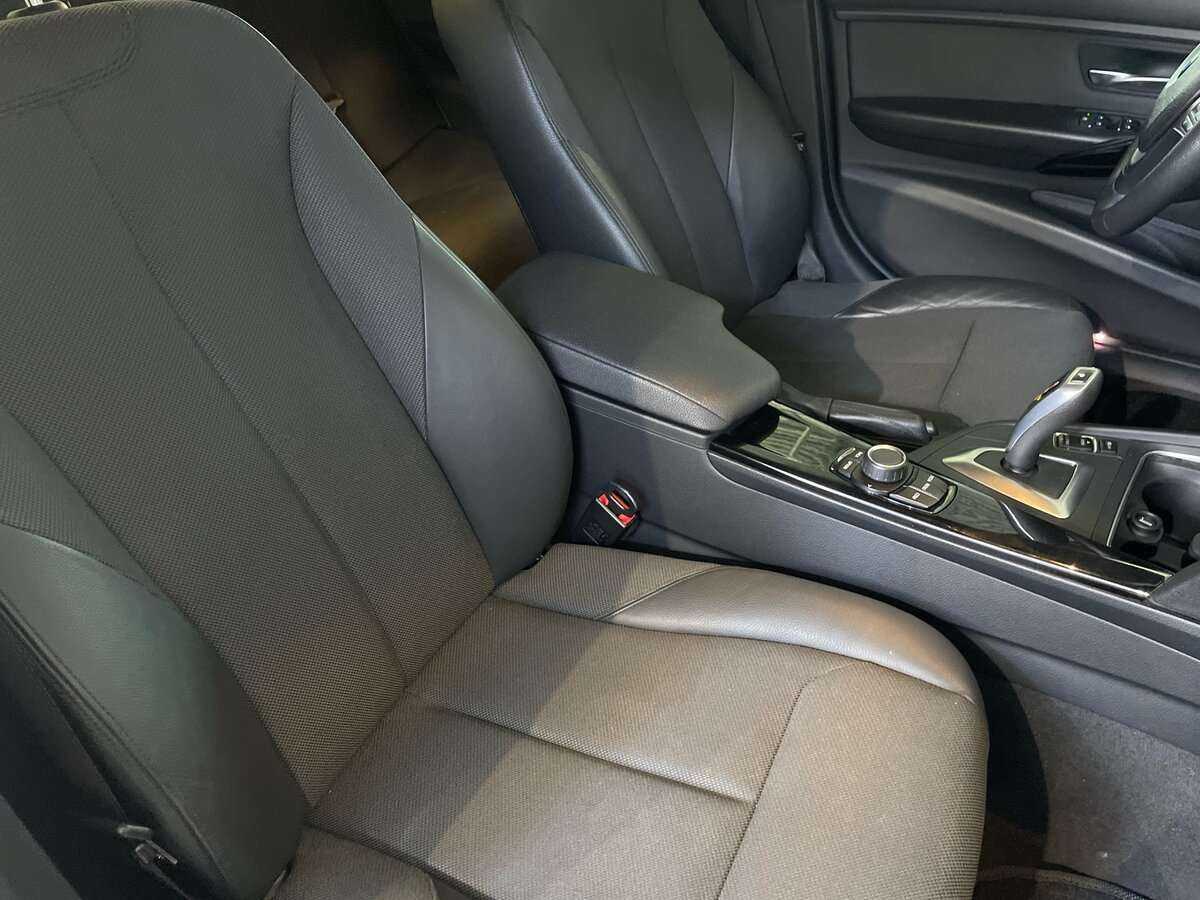 Купить BMW 3 серии с пробегом. Фото: #18