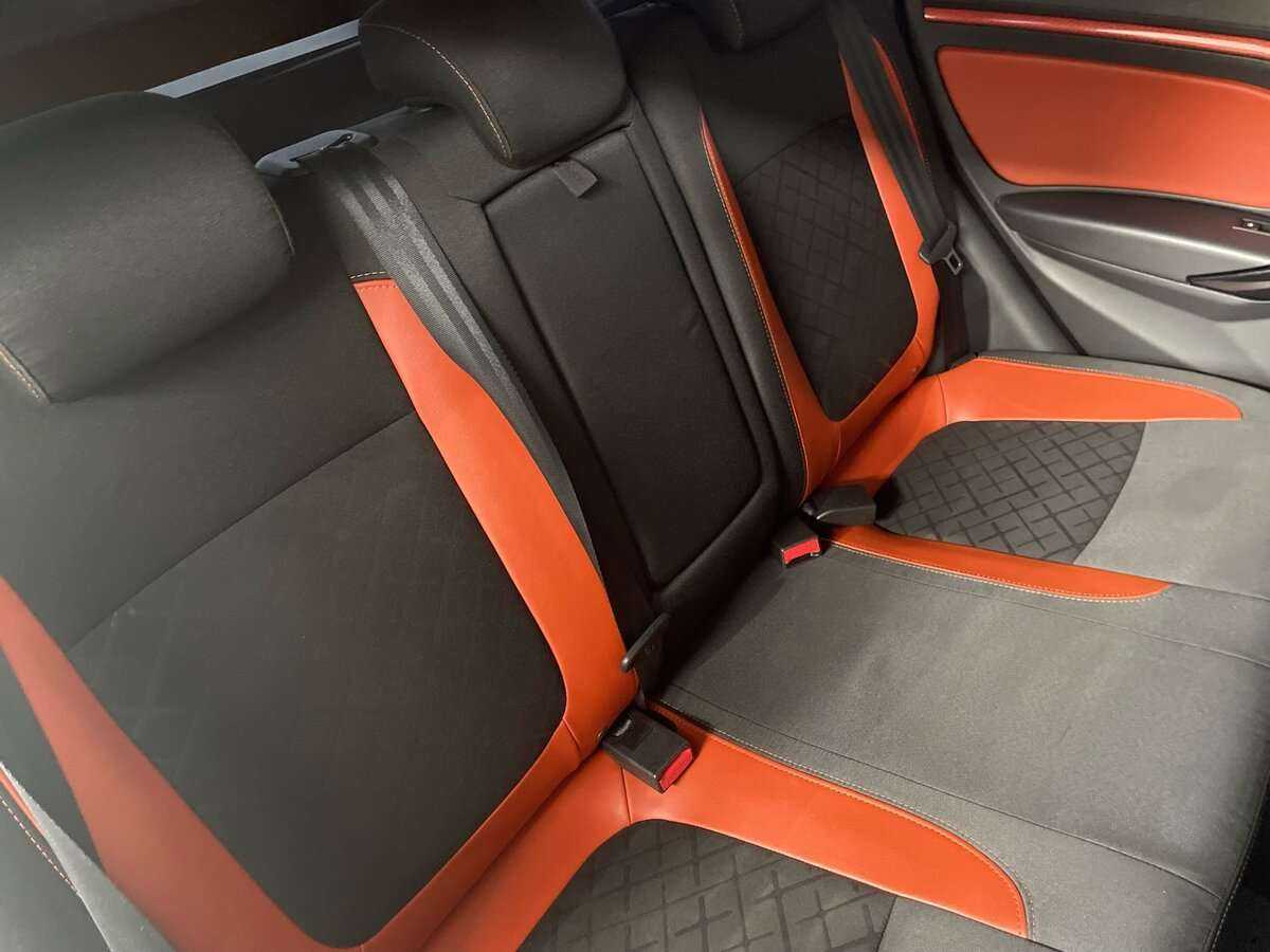 Купить Lada (ВАЗ) Vesta с пробегом. Фото: #19