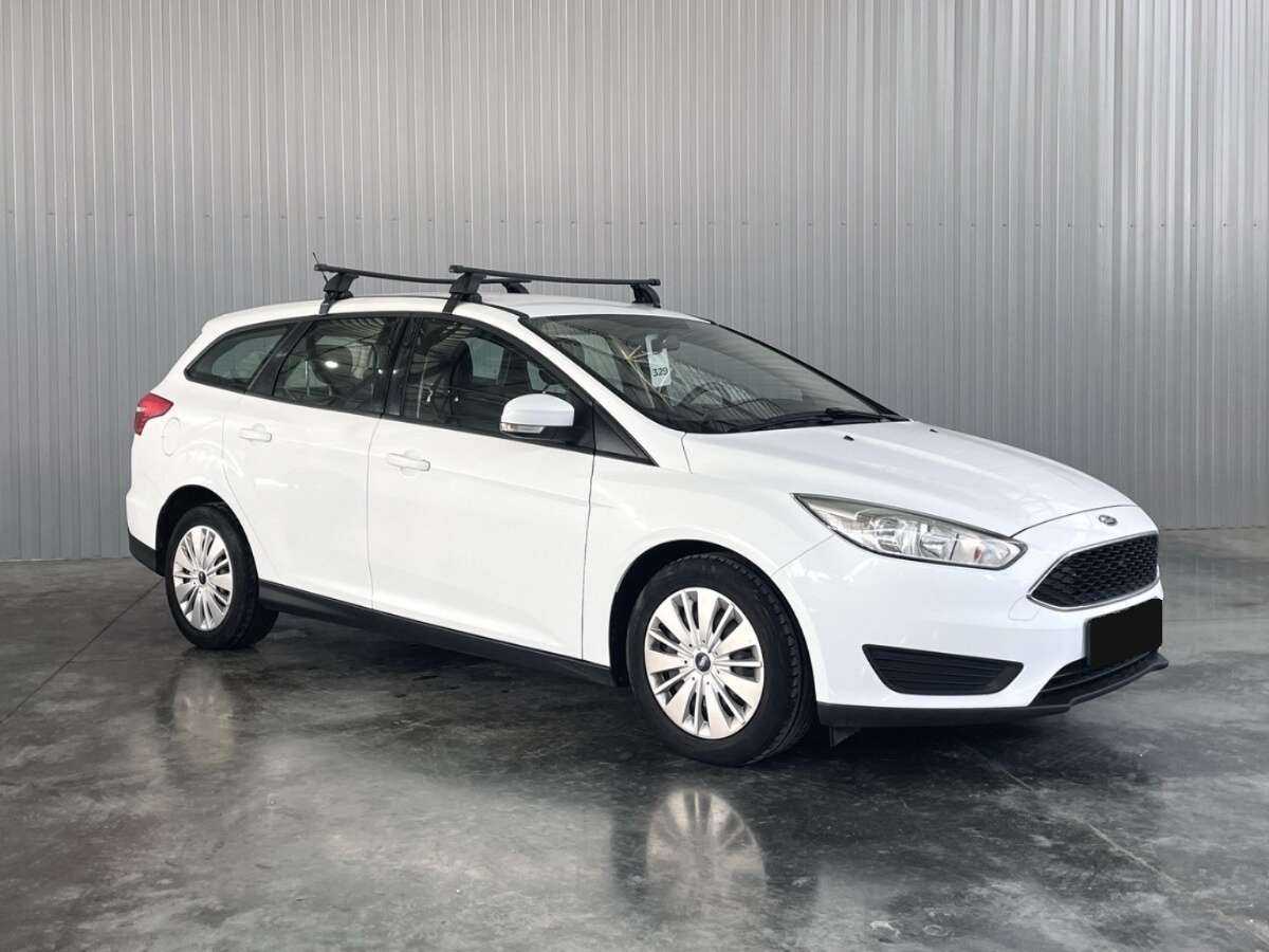 Купить Ford Focus с пробегом. Фото: #2