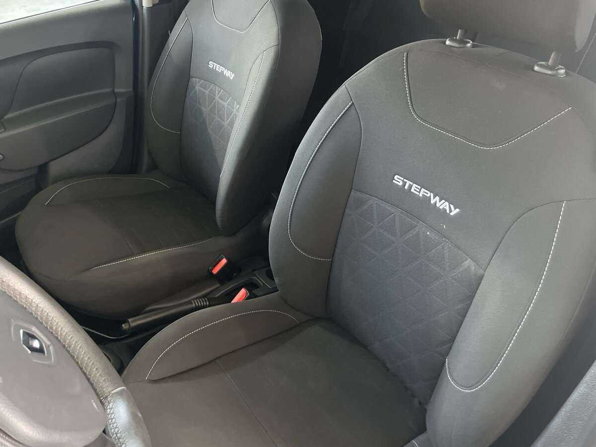 Купить Renault Sandero с пробегом. Фото: #12