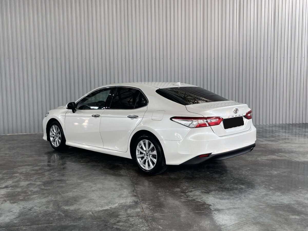 Купить Toyota Camry с пробегом. Фото: #6