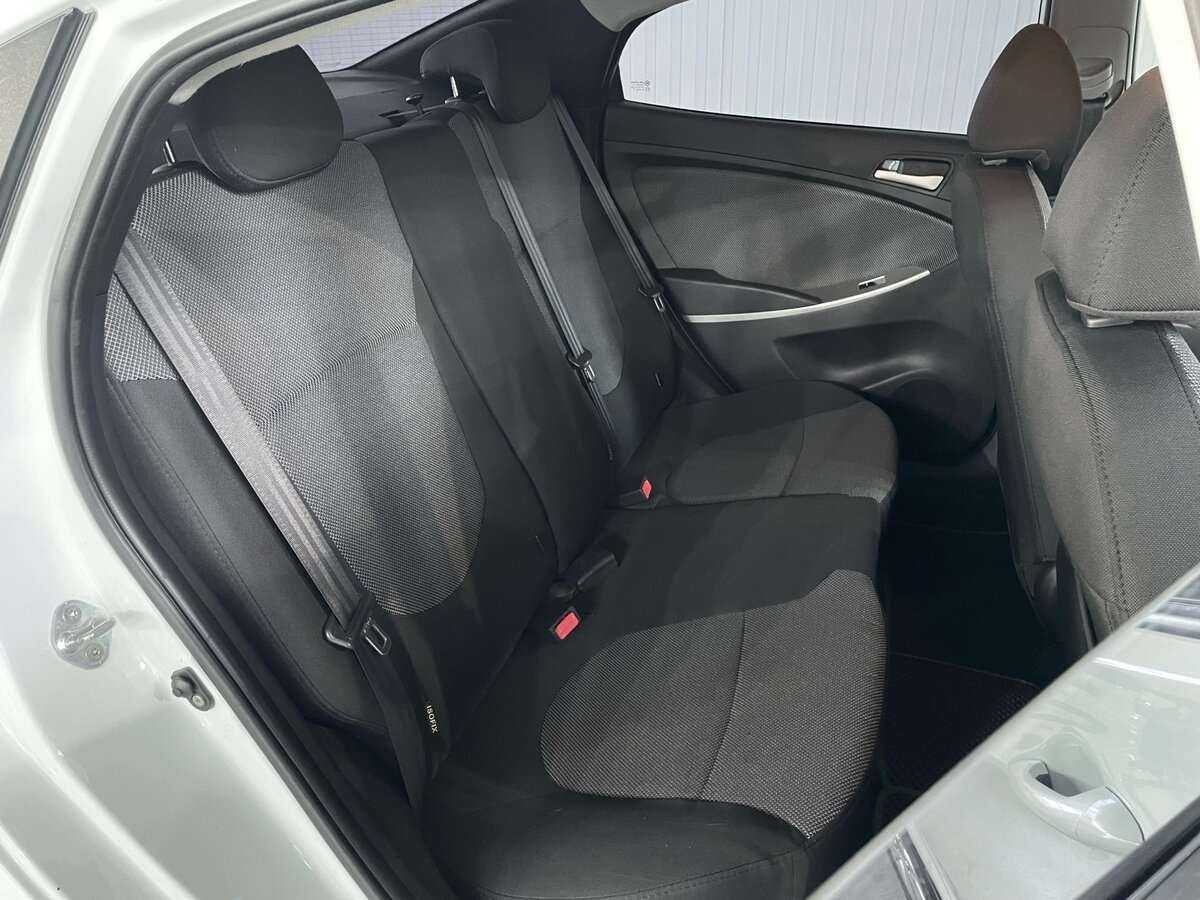 Купить Hyundai Solaris с пробегом. Фото: #15