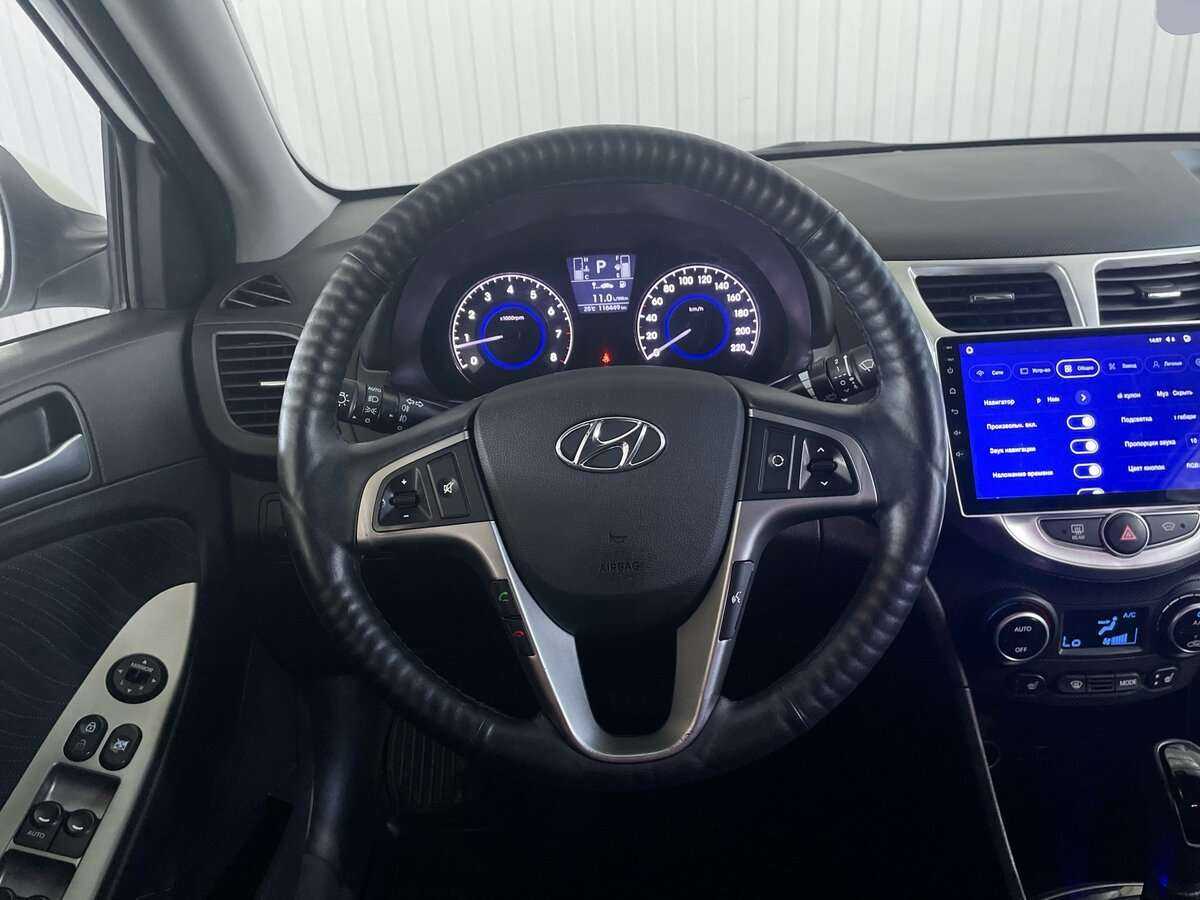 Купить Hyundai Solaris с пробегом. Фото: #9